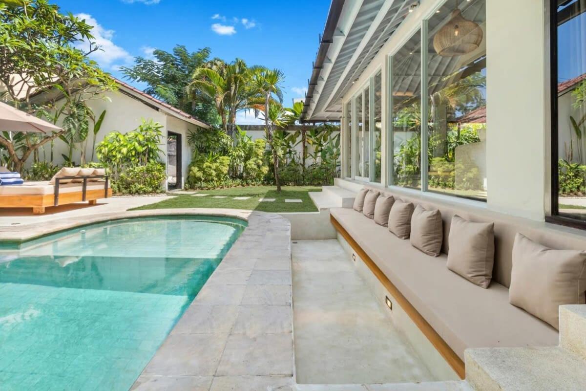 Villa New York - 4 Bdr Pool Luxury Villa, Next To The Forge Bali スミニャック エクステリア 写真