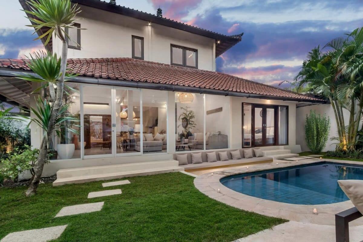Villa New York - 4 Bdr Pool Luxury Villa, Next To The Forge Bali スミニャック エクステリア 写真