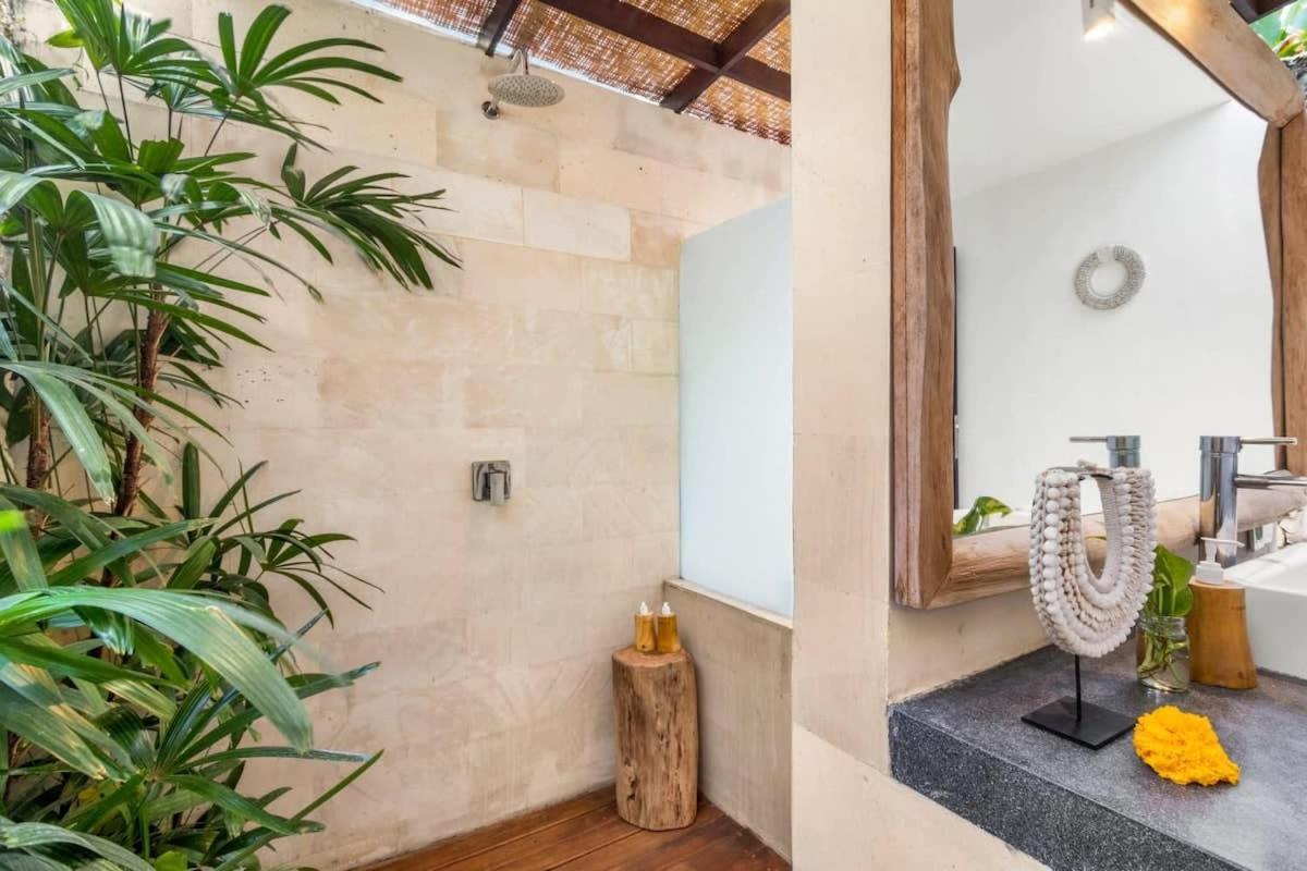 Villa New York - 4 Bdr Pool Luxury Villa, Next To The Forge Bali スミニャック エクステリア 写真