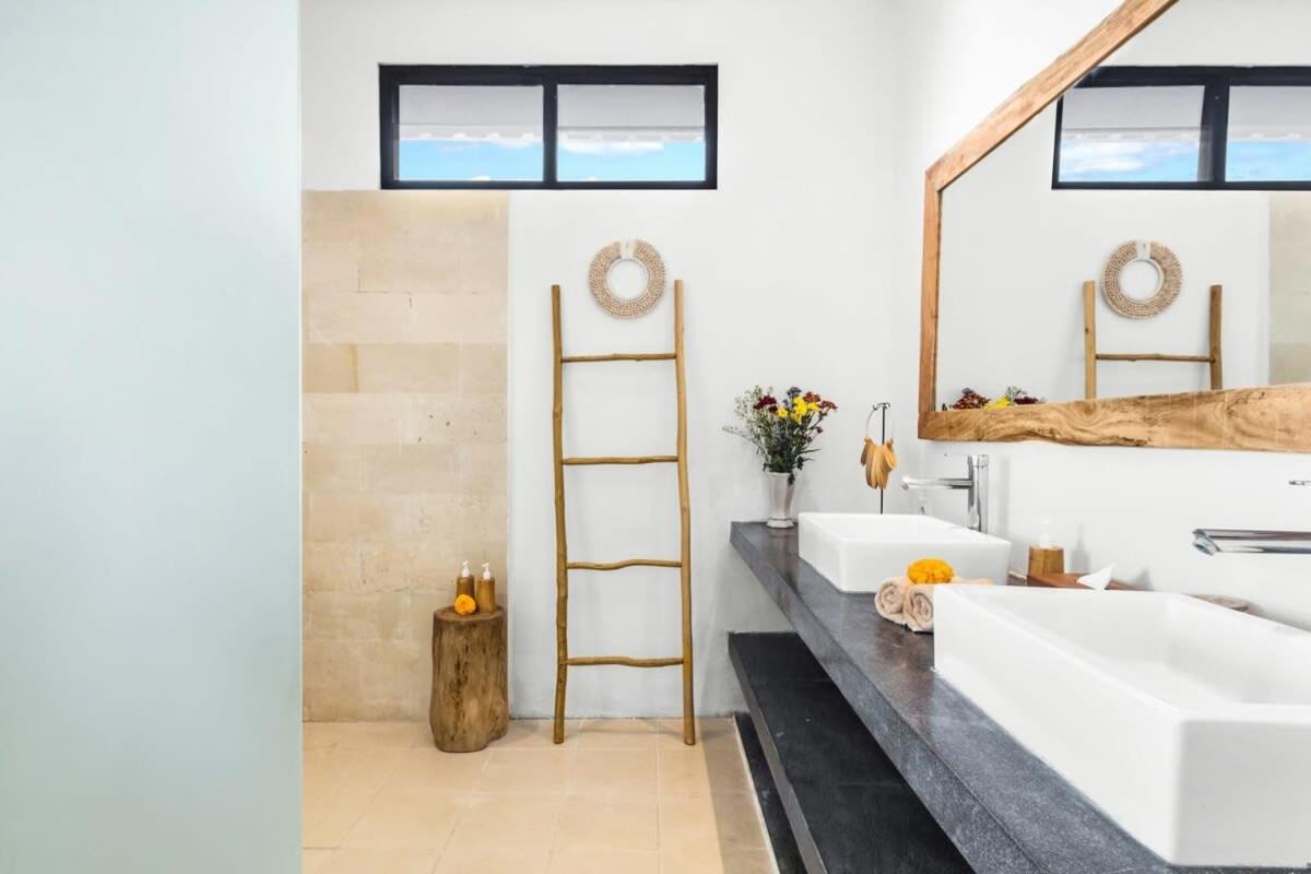 Villa New York - 4 Bdr Pool Luxury Villa, Next To The Forge Bali スミニャック エクステリア 写真