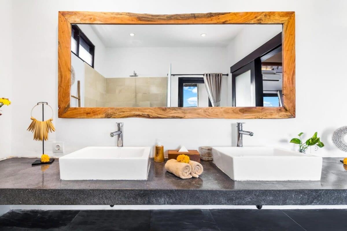 Villa New York - 4 Bdr Pool Luxury Villa, Next To The Forge Bali スミニャック エクステリア 写真